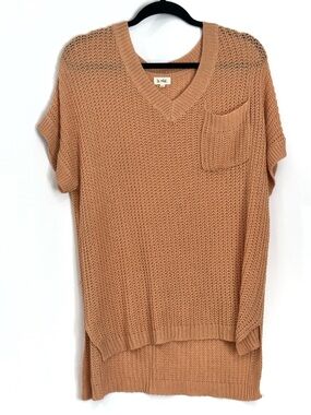 La Miel Pullover Sweater Womens Medium Coral Short Sleeve V Neck High Low Hem